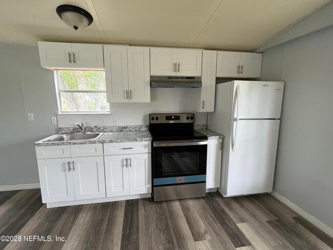 Photo - 105 Rhine St