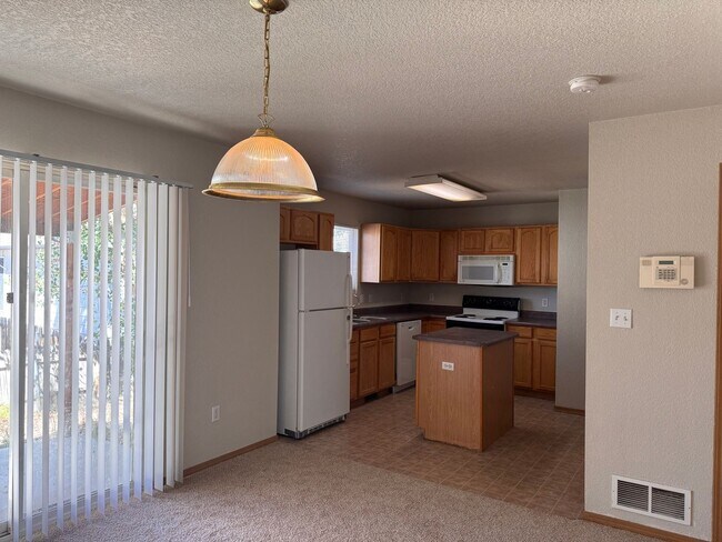 Photo - 4915 Butte Ln