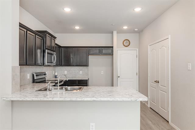 Photo - 2216 Canongate Dr