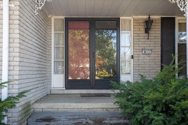 Photo - 4015 Pinehurst Dr