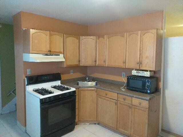Photo - 305 Watson Ave
