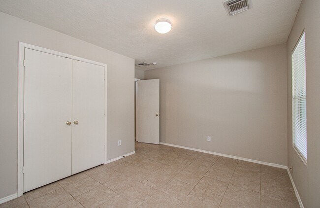 Photo - 98 S Vesper Bend Cir