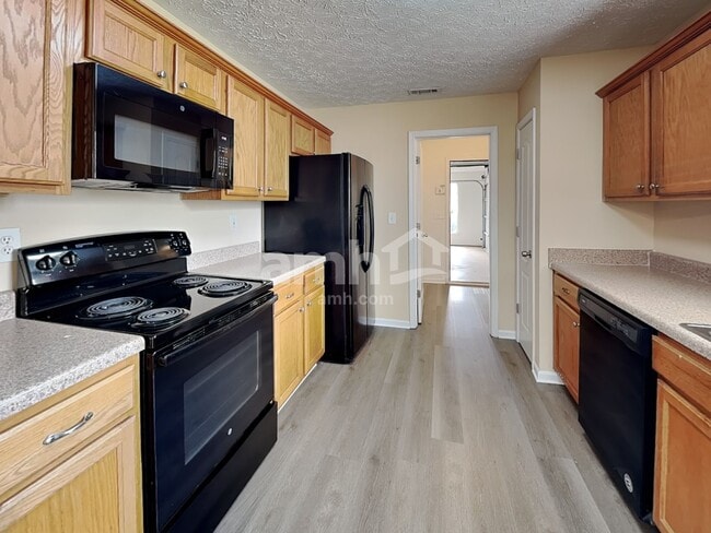 Photo - 101 Springbrook Ln