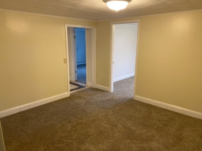 Photo - 584 Valley Rd