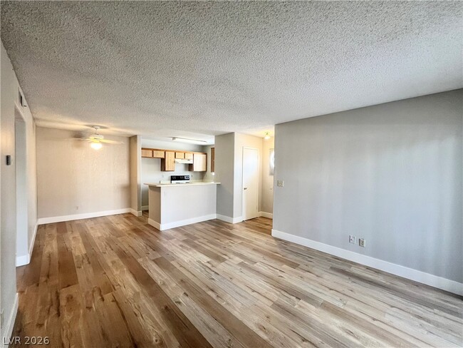 2989 Juniper Hills Blvd Unit 102