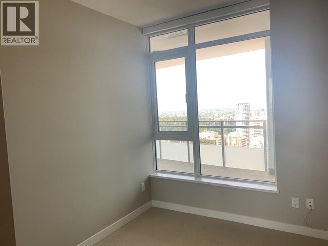 Photo - 4508 Hazel St Unité 27xx