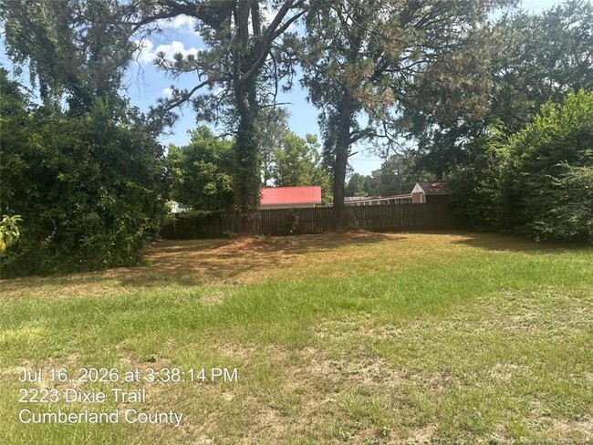2223 Dixie Trail