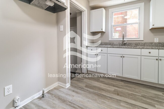 Photo - 17878 Runyon St