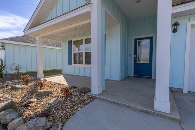 Photo - 1 Month FREE with 13 month lease!!!!     4 Bedroom 2 Bath Home in Roberts Cove Community in Foley