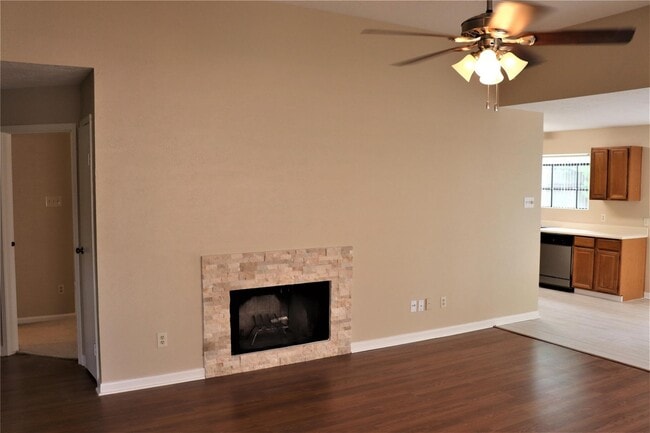 Photo - 7718 High Village Dr