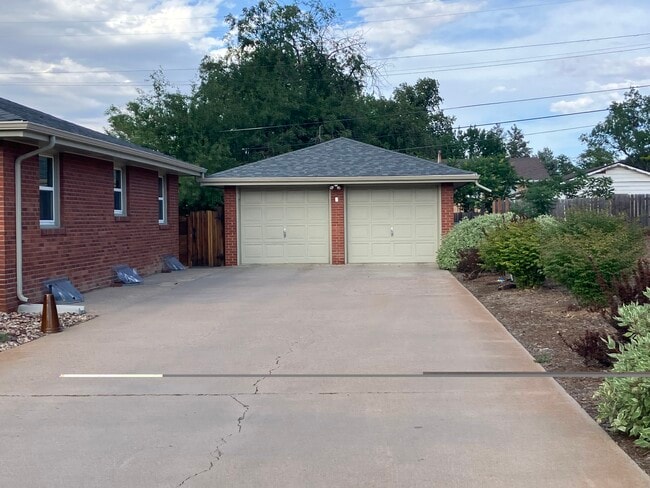 Photo - 1720 20th Ave