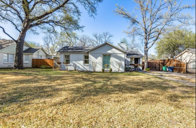 Photo - 3624 W Biddison St