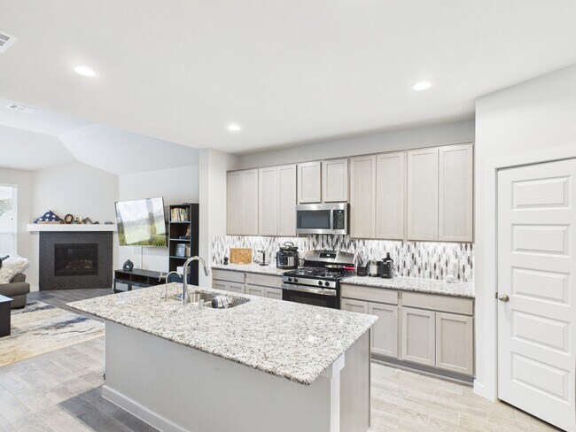 Photo - 11823 Maple Oak Dr