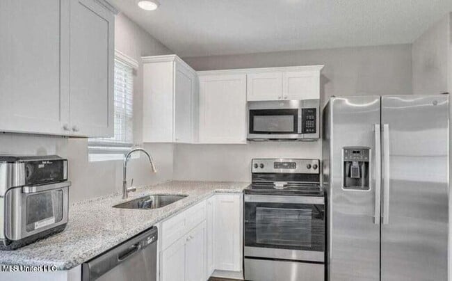 Photo - 13227 Willow Oak Cir