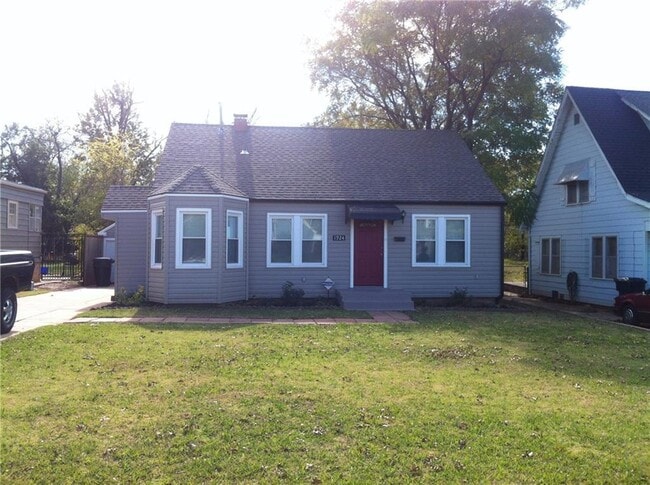 Building Photo - 1924 NW 38th St Rental
