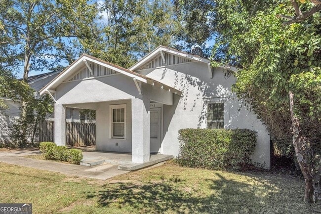 Photo - 1943 Heckle St