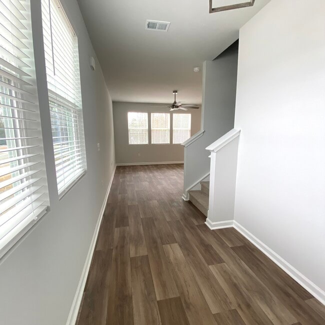 Photo - 3336 Mid Summer Ln