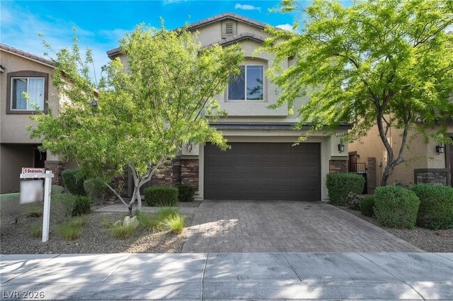 2332 Mundare Dr
