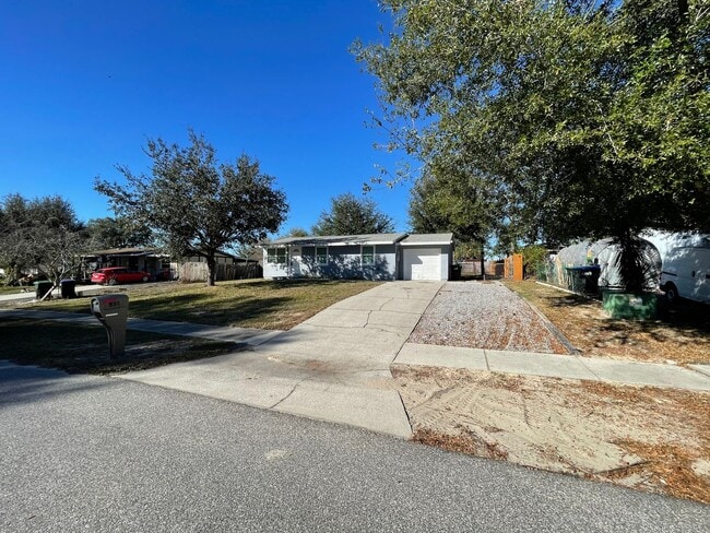 Photo - Newly Renovated 2BR/2BA Apopka Home with Spacious Fenced in Yard!!