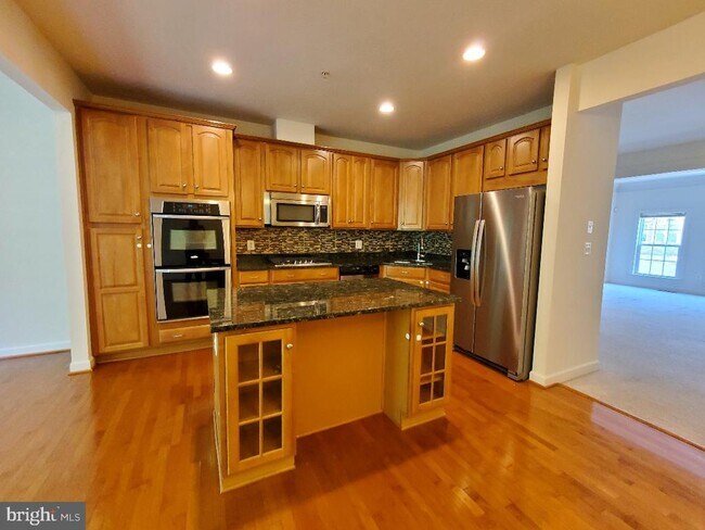 Photo - 1625 Whitehall Dr