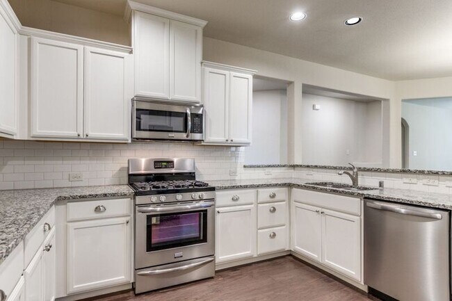 9905 Beaver Dam Ln