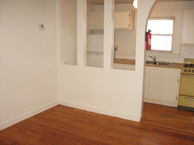 Photo - 2520 Hopkins St Unit K