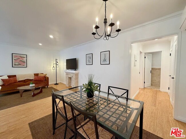 Photo - 1027 20th St Unidad C