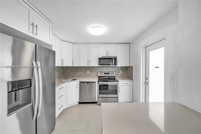 Photo - 650 Coral Wy Unit 206