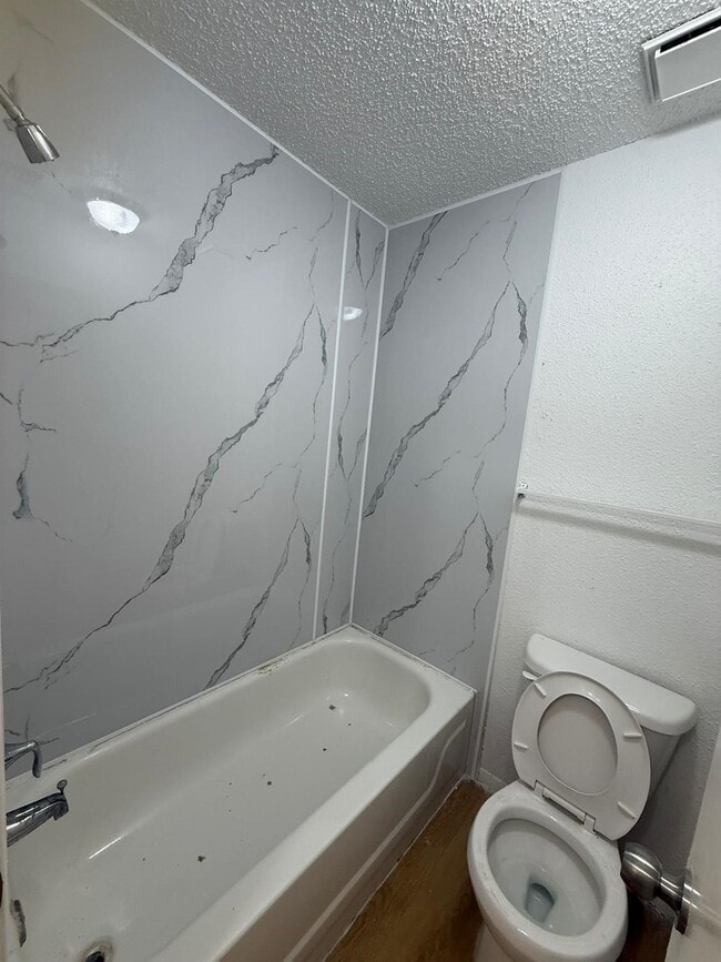 Photo - 812 Jefferson Ave Unit D