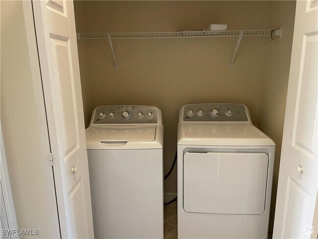 Building Photo - 10198 Via Colomba Circle Rental