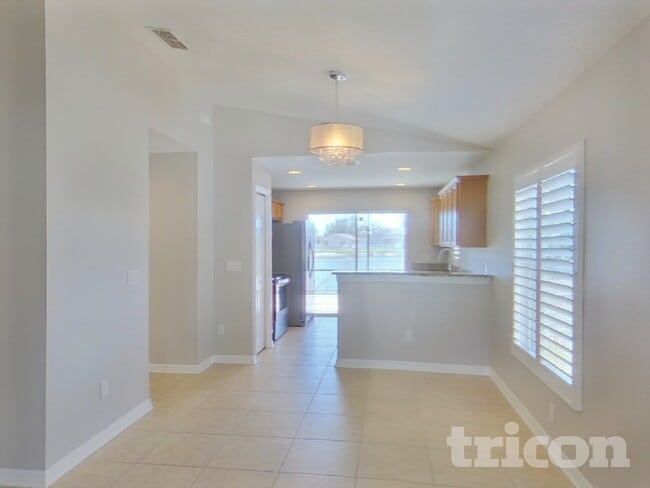 Photo - 10109 37th Ct E