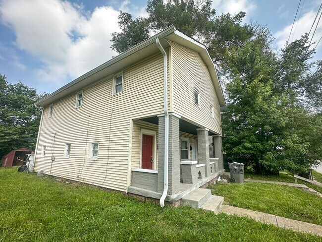 Photo - 1750-1752 N Rural St Unidad 1750 North Rural Street