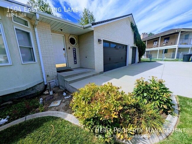 Photo - 1504 Spring Ln