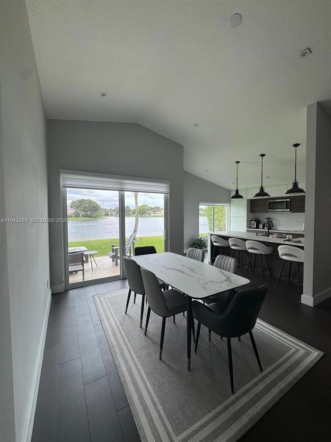 Photo - 16440 Ruby Lake