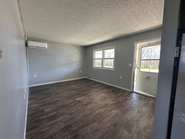 Photo - 410 Meade St Unit = 3