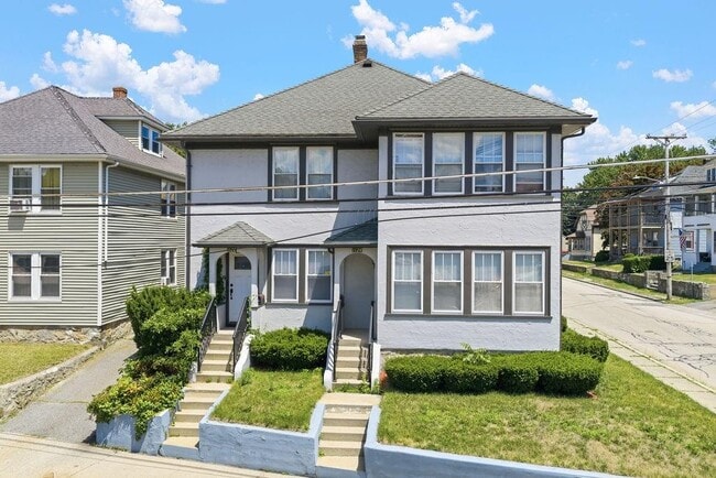 1124 Park Ave Unit 2