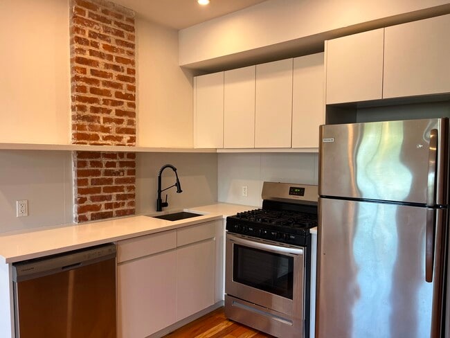 Photo - 568 Communipaw Ave