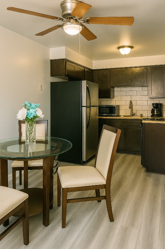 Photo - 317 E Hazel St