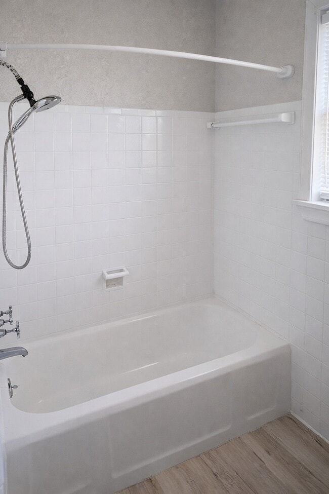 Photo - 5315 Bayway Dr