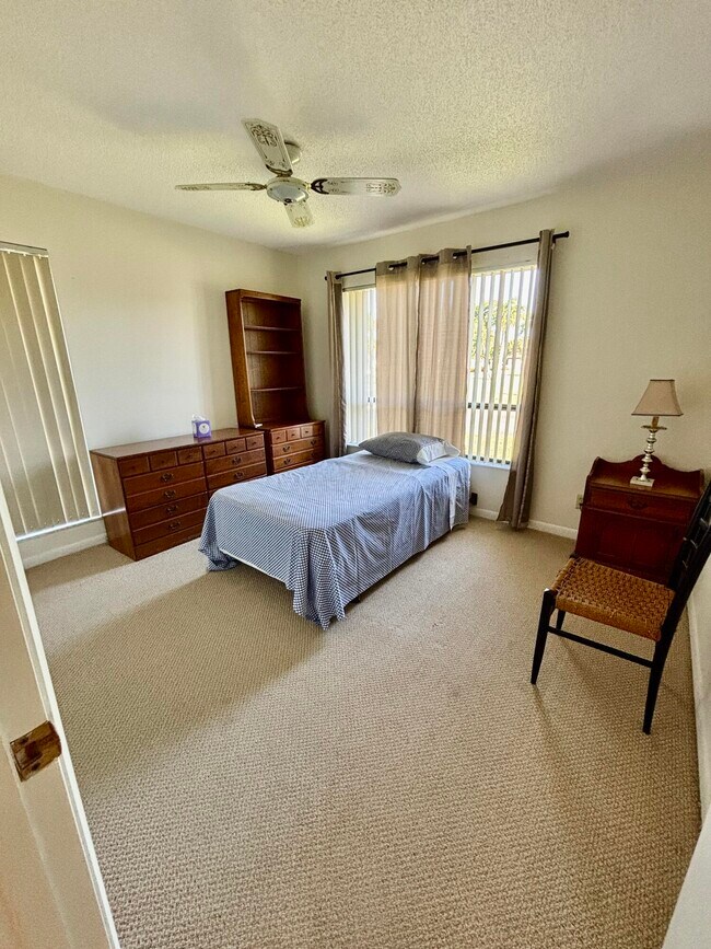 Photo - 6110 Ambertree Ln