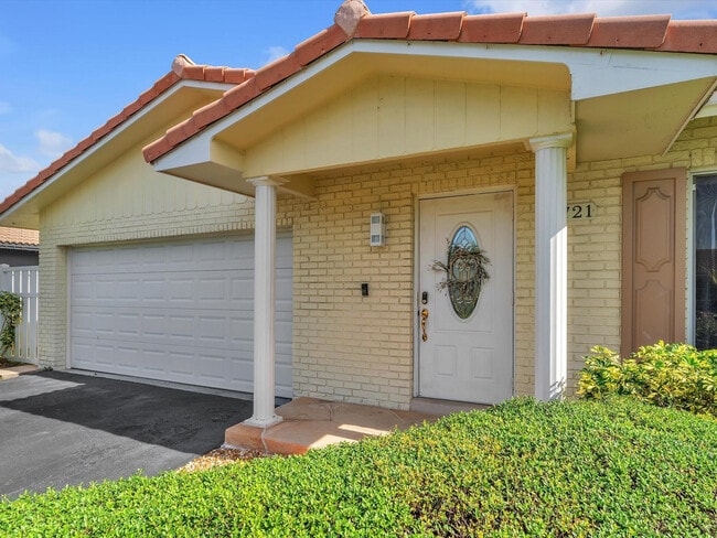 Photo - 3721 NW 114th Ln