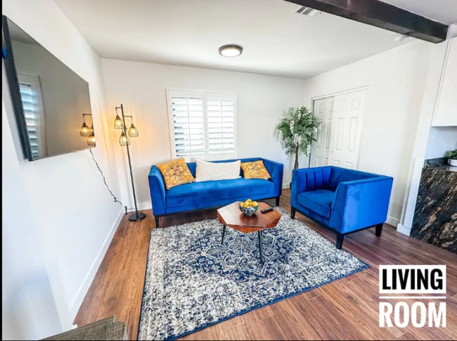 Photo - 322 N 13th St