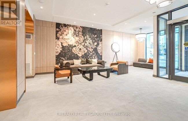 Photo - 556 Marlee Ave Unité 616