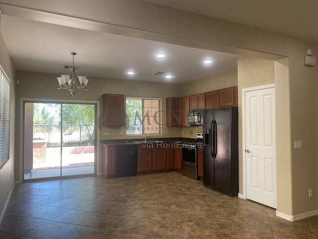Photo - 952 E Jacob St