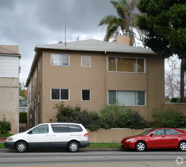 Photo - 349 S Linden Dr