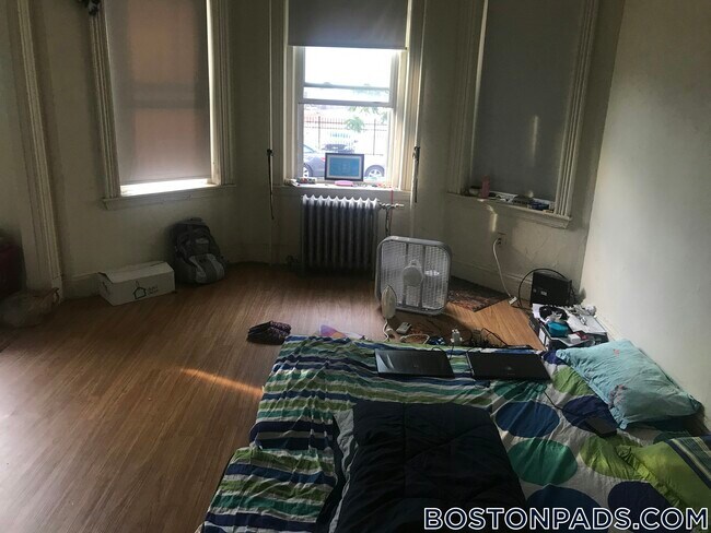 Photo - 235 Park Dr Unit 2
