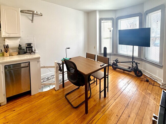 Photo - 32 Fairmont Ave