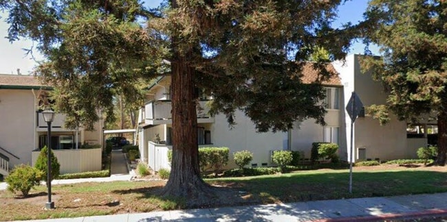 Photo - 5460 Concord Blvd Unit B4