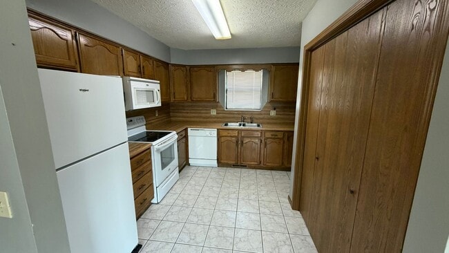 Photo - 3045 W Greenwood St
