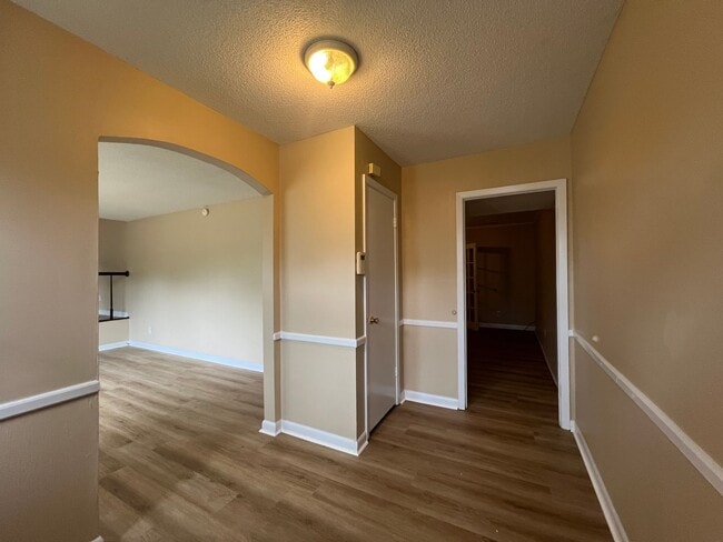 Photo - 6458 Easthampton Rd